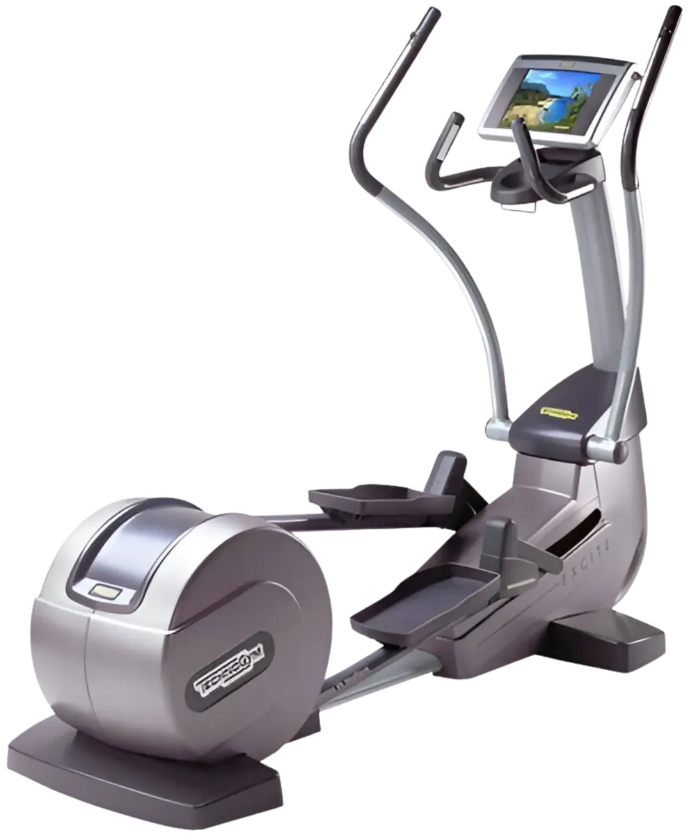 Technogym Synchro Excite 700 Elliptical w/Unity 1.0 Console (Remanufactured)